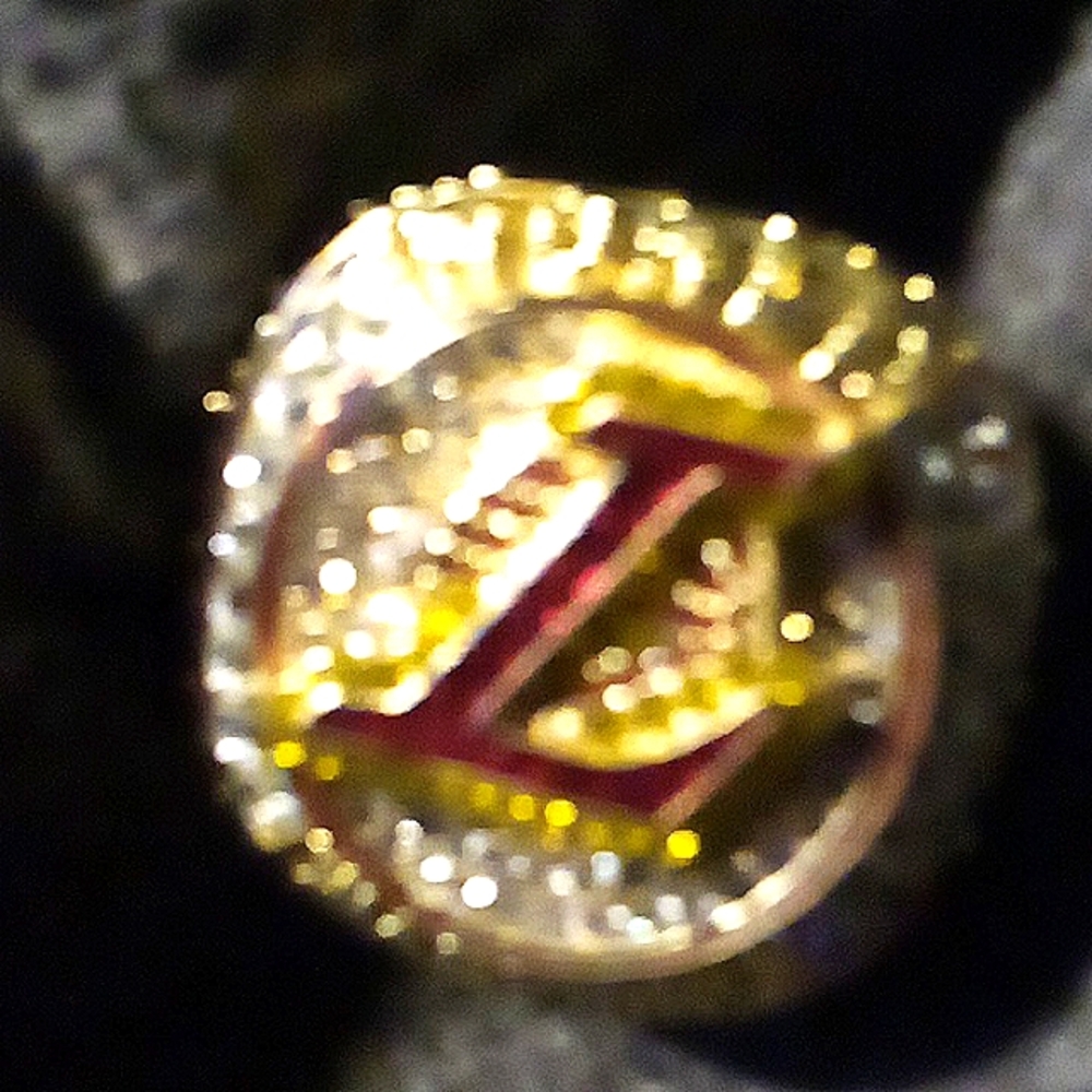 Lakers championship ring size 10 brand new